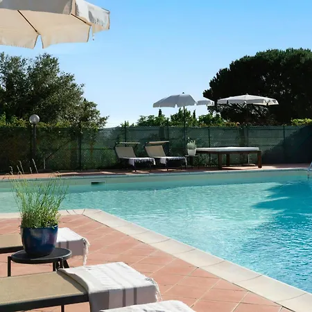 With Pool In The Tuscan Hills Дом отдыха *