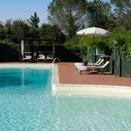 With Pool In The Tuscan Hills Prázdninový dům *